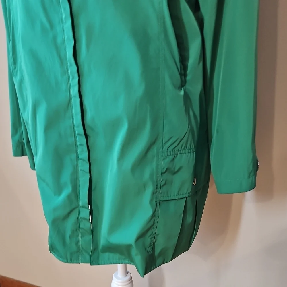 RAINFOREST Green Hooded Zipper Jacket - Picture 2 of 13